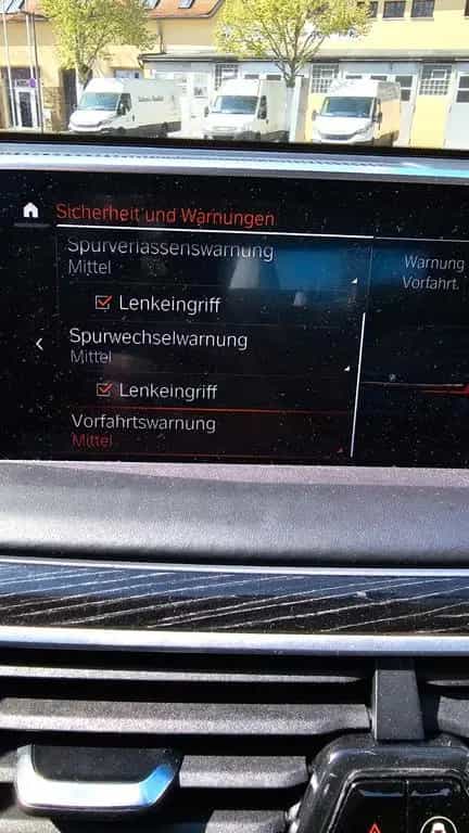 BMW 7 Series 740i - 12/2019-photo-10