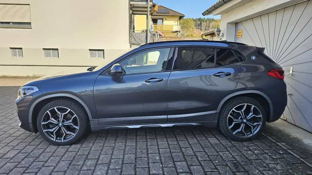 BMW X2 xDrive 20 d M Sport X Alcantara HUD AHK 12/2018-photo-3