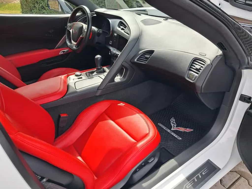 Corvette C7 6.2 V8 MT7 Stingray Coupe 2LT Z51 Schalter 03/2017-photo-11