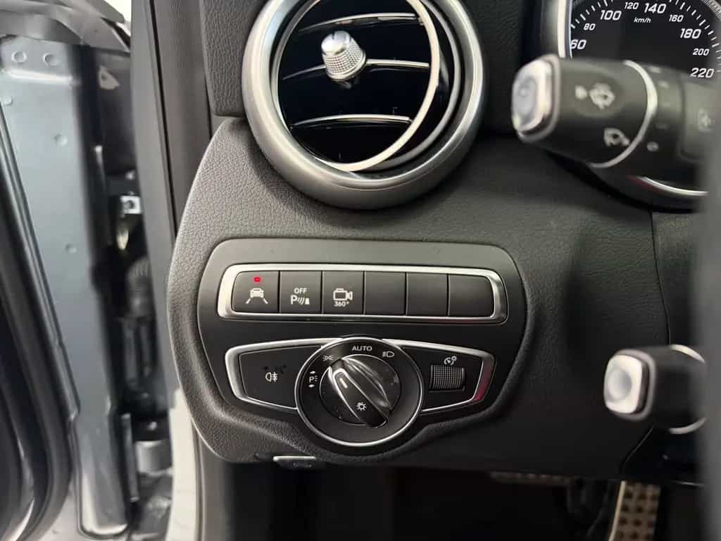 Mercedes-Benz C 300 Lim 9G*AMG*LED*PANO*BURMESTER*COMAND*360° 12/2017-photo-11