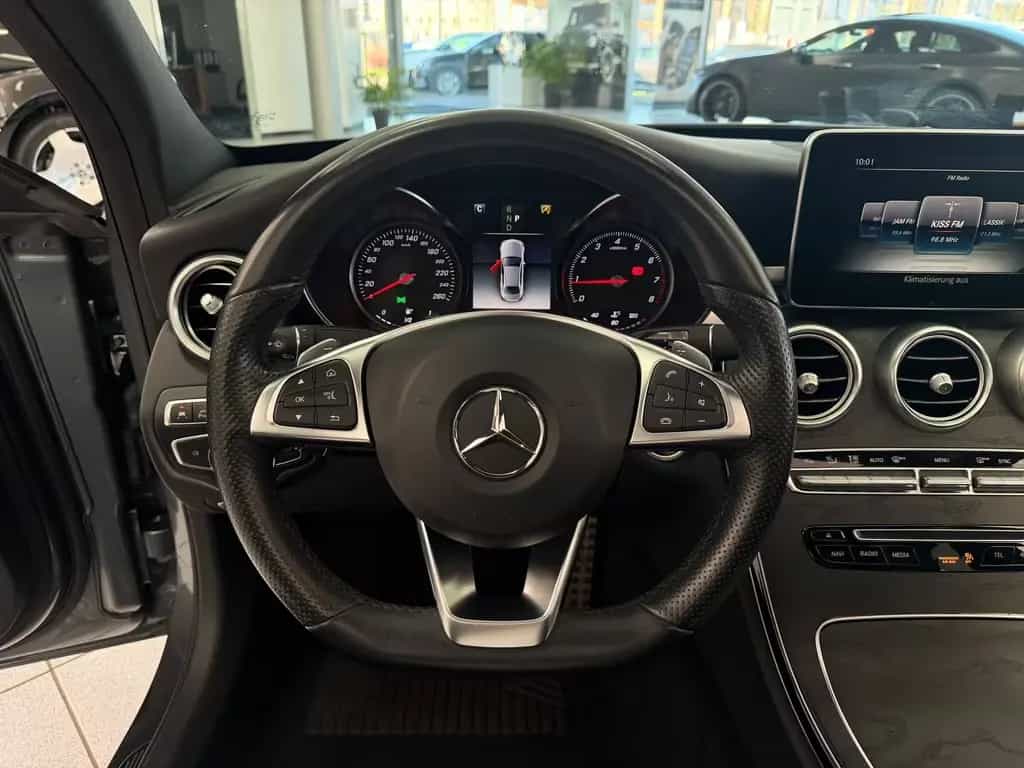 Mercedes-Benz C 300 Lim 9G*AMG*LED*PANO*BURMESTER*COMAND*360° 12/2017-photo-12