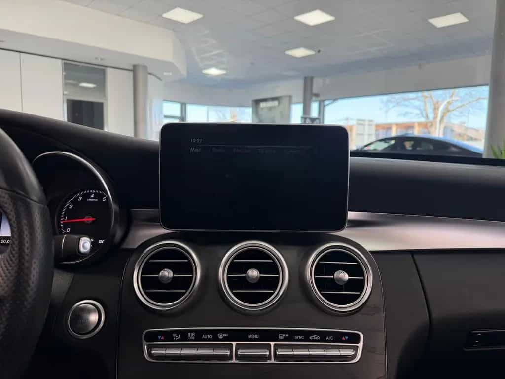 Mercedes-Benz C 300 Lim 9G*AMG*LED*PANO*BURMESTER*COMAND*360° 12/2017-photo-14