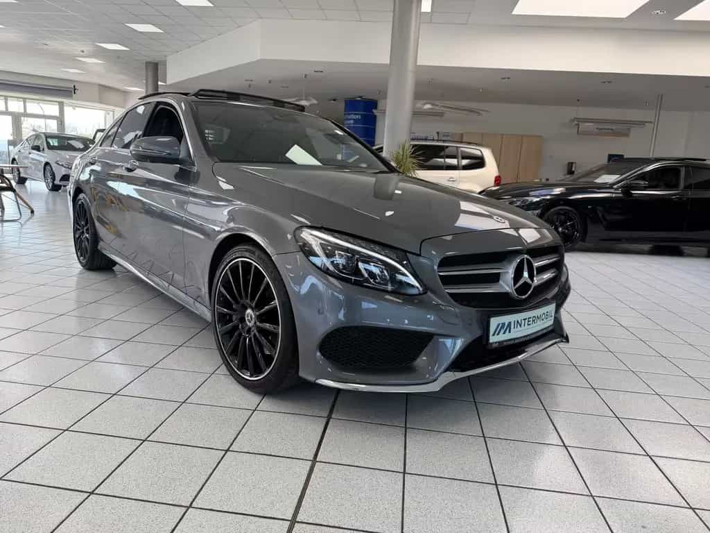 Mercedes-Benz C 300 Lim 9G*AMG*LED*PANO*BURMESTER*COMAND*360° 12/2017-photo-2