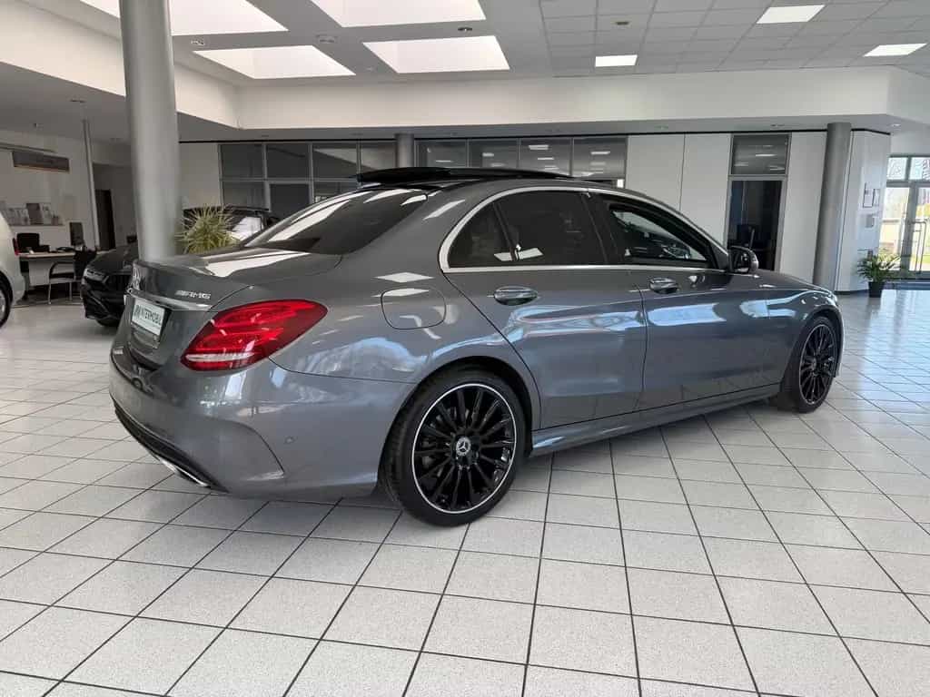Mercedes-Benz C 300 Lim 9G*AMG*LED*PANO*BURMESTER*COMAND*360° 12/2017-photo-3