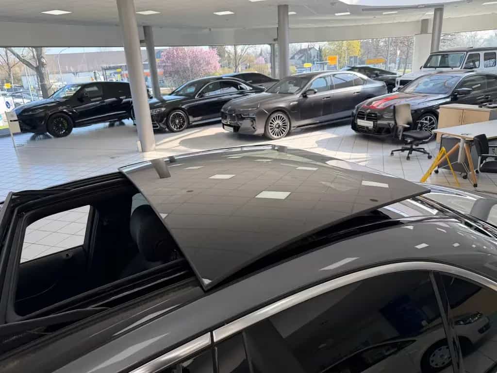 Mercedes-Benz C 300 Lim 9G*AMG*LED*PANO*BURMESTER*COMAND*360° 12/2017-photo-7