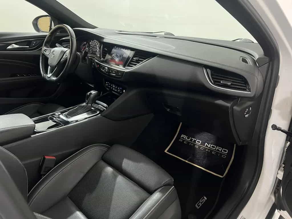 Opel Insignia GSi 4x4 *Schale*360°Cam*Keyless*Brembo* 05/2018-photo-16