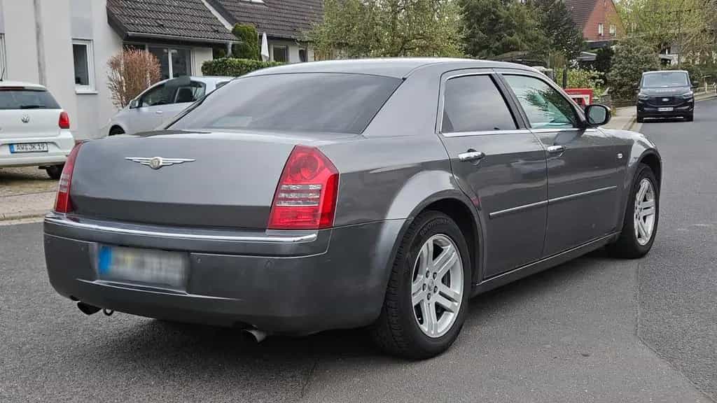 Chrysler 300C 3.5 V6 Autom. Limousine 01/2008-photo-4
