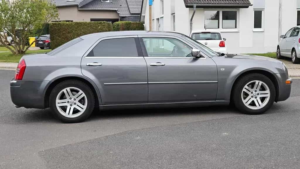Chrysler 300C 3.5 V6 Autom. Limousine 01/2008-photo-5