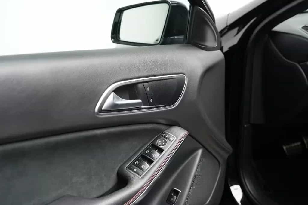 Mercedes-Benz GLA-Class 200 AMG Line Pano Navi AHK LED DAB KeylessGO 11/2019-photo-46