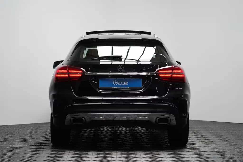 Mercedes-Benz GLA-Class 200 AMG Line Pano Navi AHK LED DAB KeylessGO 11/2019-photo-6