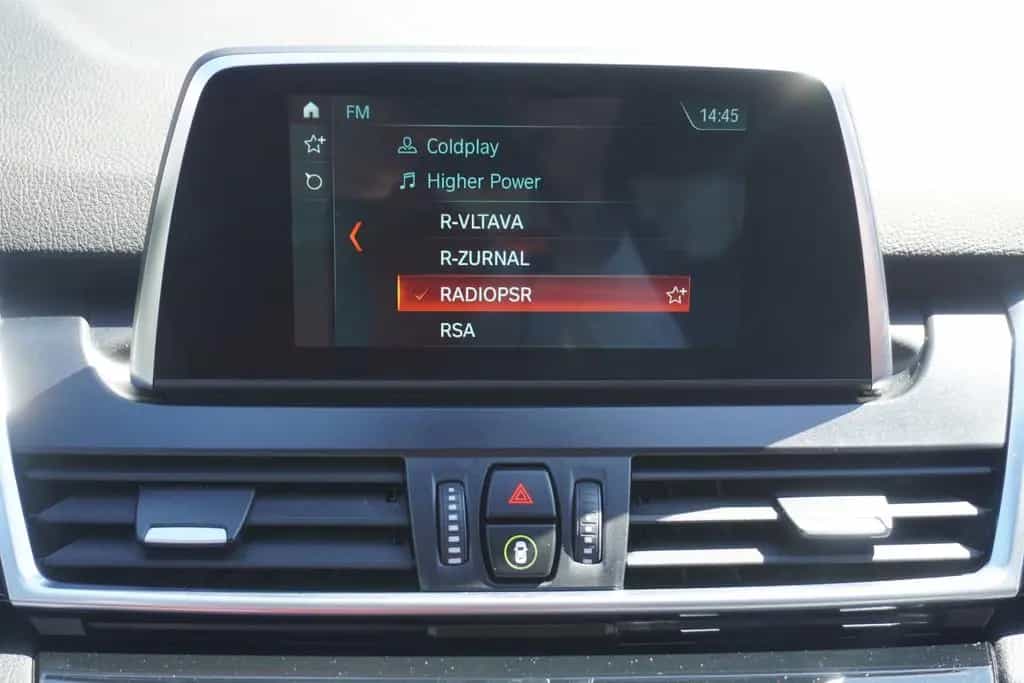 BMW 216 i Sport Line LED Navi Sitzheizung PDC Limiter 04/2019-photo-15