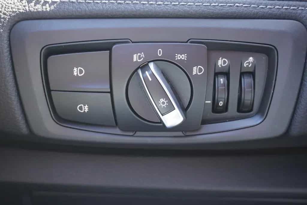 BMW 216 i Sport Line LED Navi Sitzheizung PDC Limiter 04/2019-photo-26