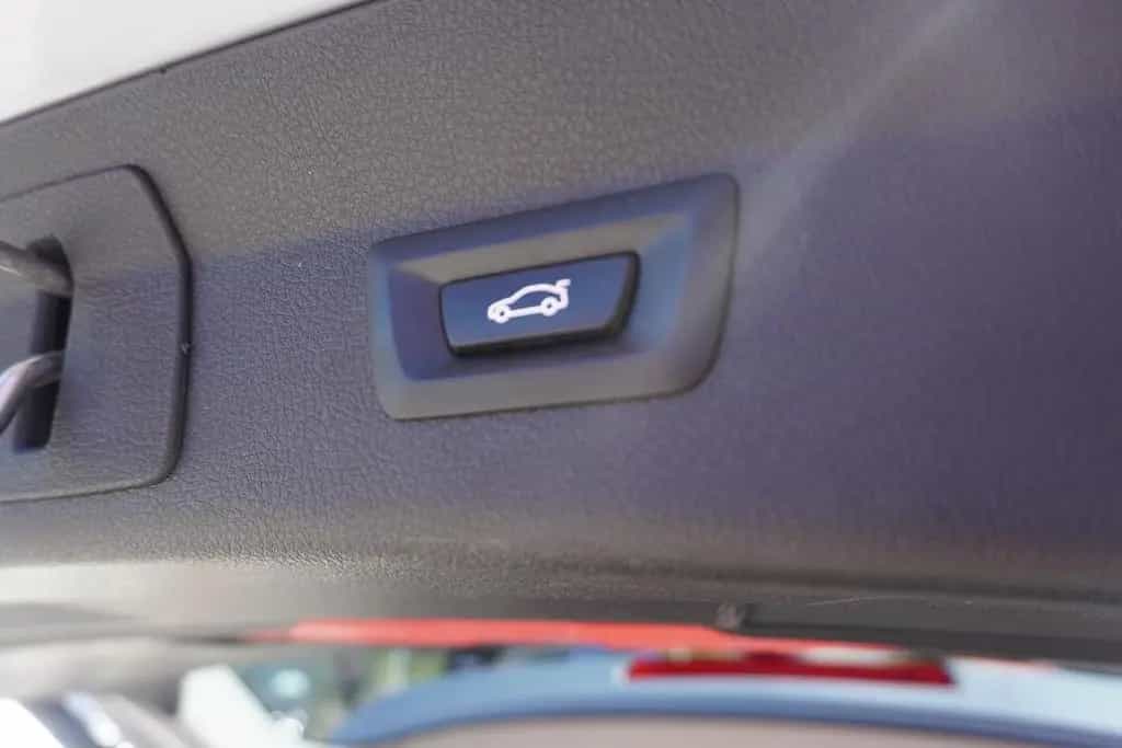 BMW 216 i Sport Line LED Navi Sitzheizung PDC Limiter 04/2019-photo-31