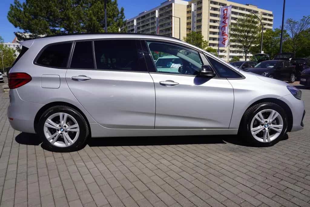 BMW 216 i Sport Line LED Navi Sitzheizung PDC Limiter 04/2019-photo-6