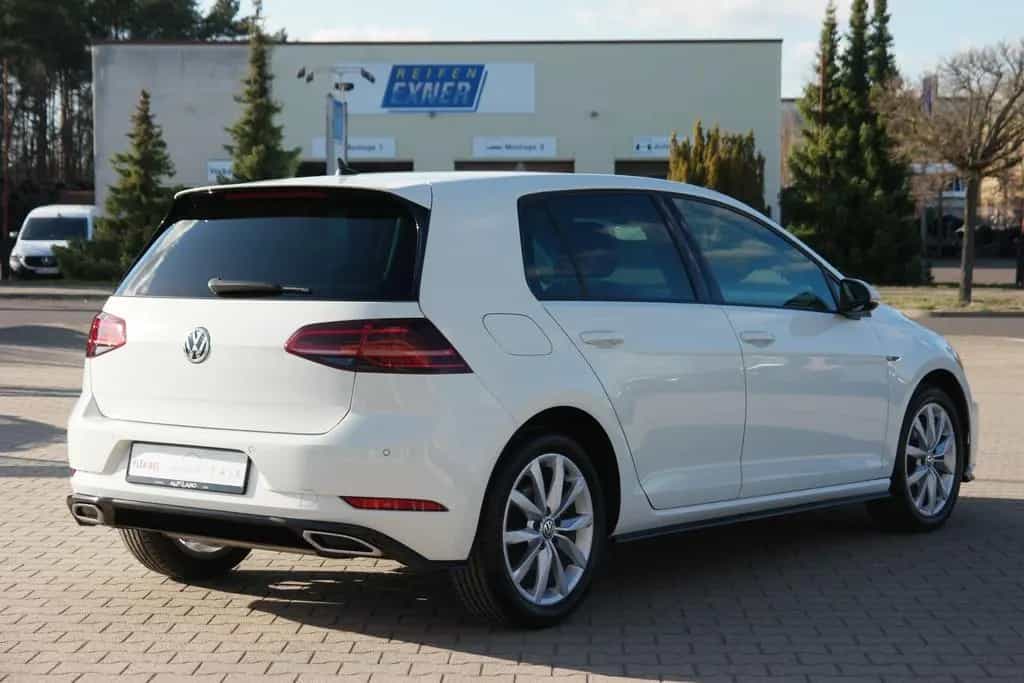 Volkswagen Golf VII 1.4 TSI R-Line ACC Kamera Navi AHK 04/2018-photo-6