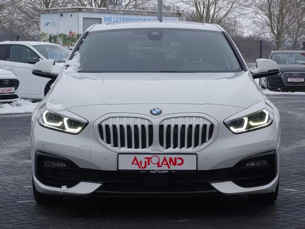 BMW 120 i Sport Line LED AHK Tempomat Head-Up DAB PDC 05/2021-photo-6