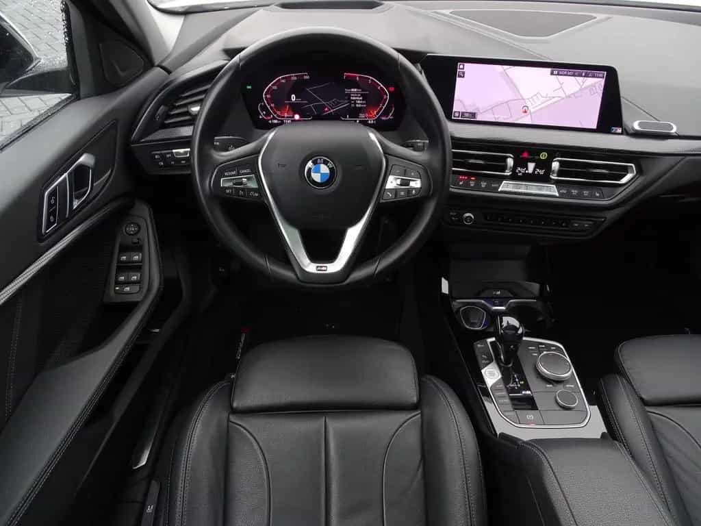 BMW 120 i Sport Line LED AHK Tempomat Head-Up DAB PDC 05/2021-photo-9