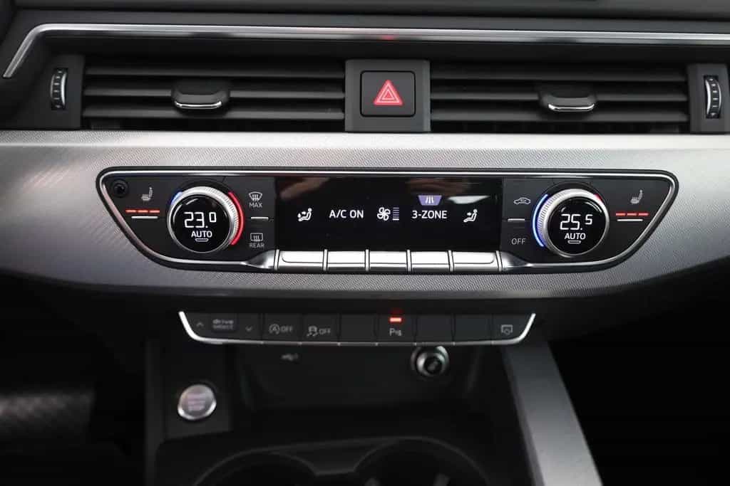 Audi A4 Avant 2.0 TFSI quattro S-line LED Navi PDC 09/2018-photo-11