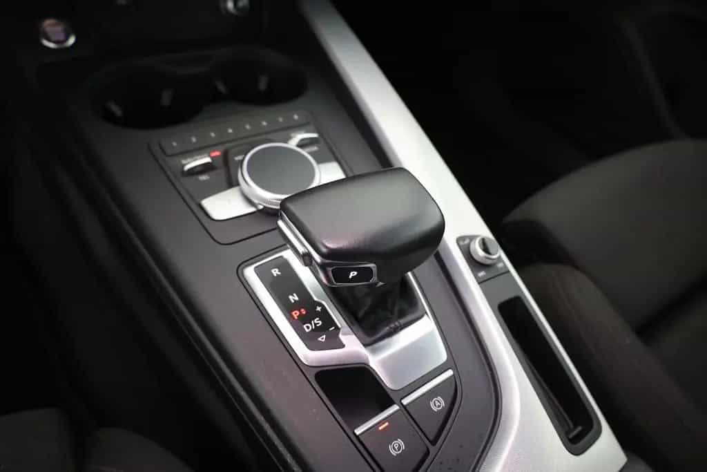 Audi A4 Avant 2.0 TFSI quattro S-line LED Navi PDC 09/2018-photo-12