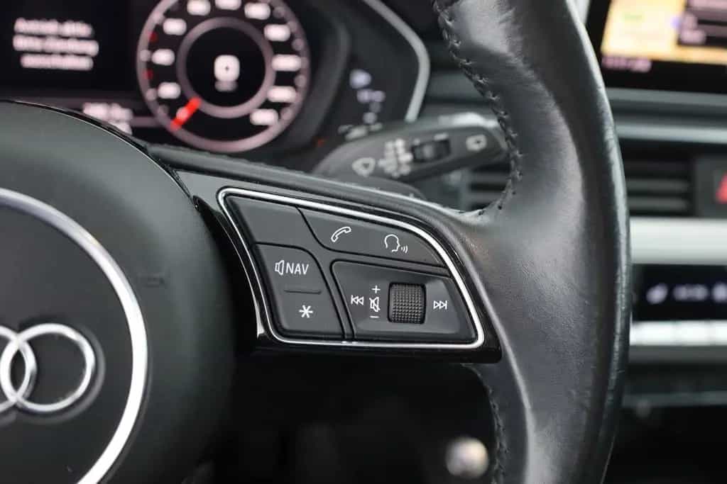 Audi A4 Avant 2.0 TFSI quattro S-line LED Navi PDC 09/2018-photo-16