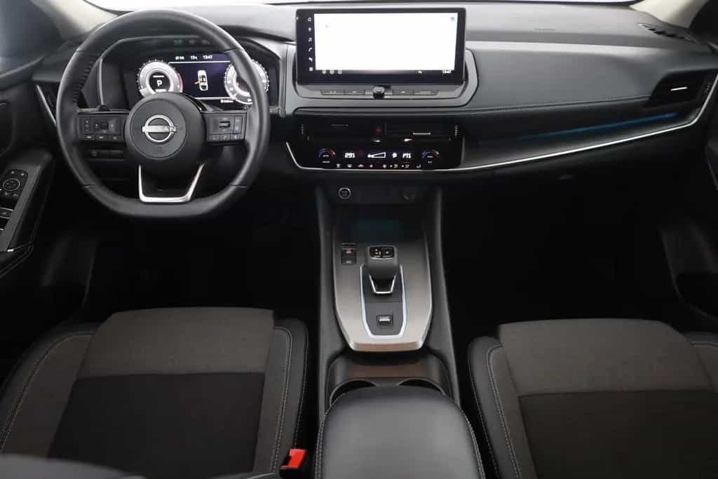 Nissan Qashqai N-Connecta 1.3 Dig-T MHEV Aut. LED ACC 03/2025-photo-8