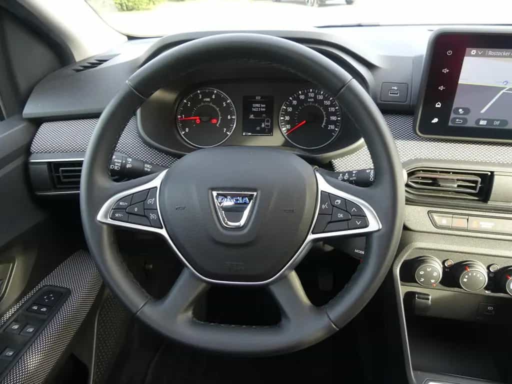 Dacia Jogger 1.0 TCE Comfort LED Navi 7-Sitzer AHK PDC 07/2022-photo-18