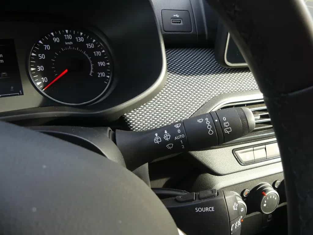 Dacia Jogger 1.0 TCE Comfort LED Navi 7-Sitzer AHK PDC 07/2022-photo-22