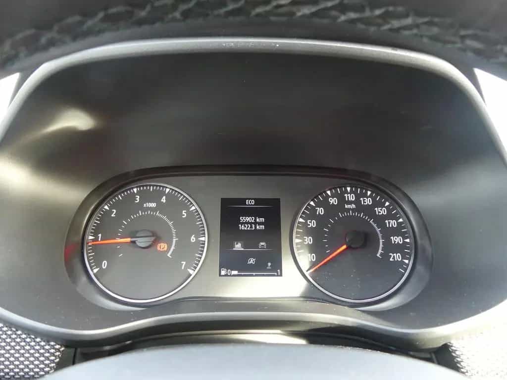 Dacia Jogger 1.0 TCE Comfort LED Navi 7-Sitzer AHK PDC 07/2022-photo-23