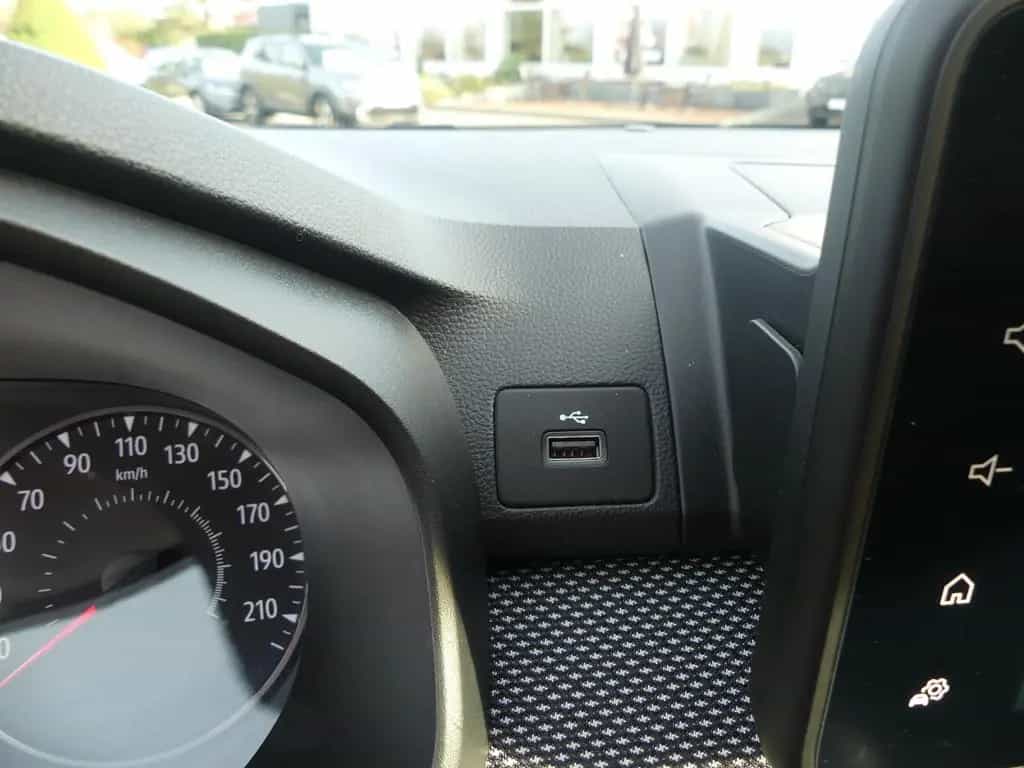 Dacia Jogger 1.0 TCE Comfort LED Navi 7-Sitzer AHK PDC 07/2022-photo-26