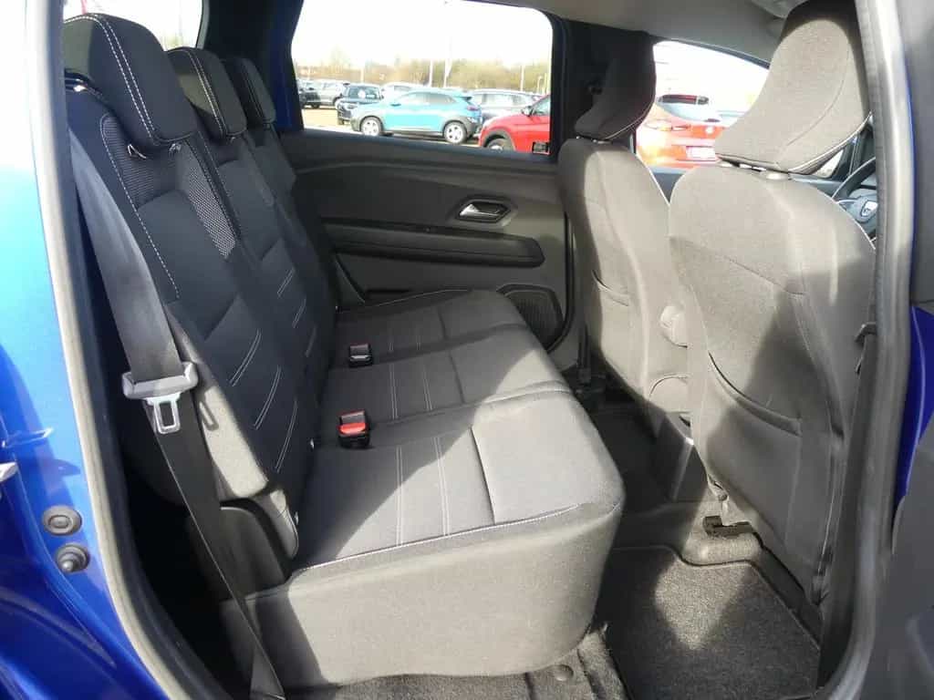 Dacia Jogger 1.0 TCE Comfort LED Navi 7-Sitzer AHK PDC 07/2022-photo-29