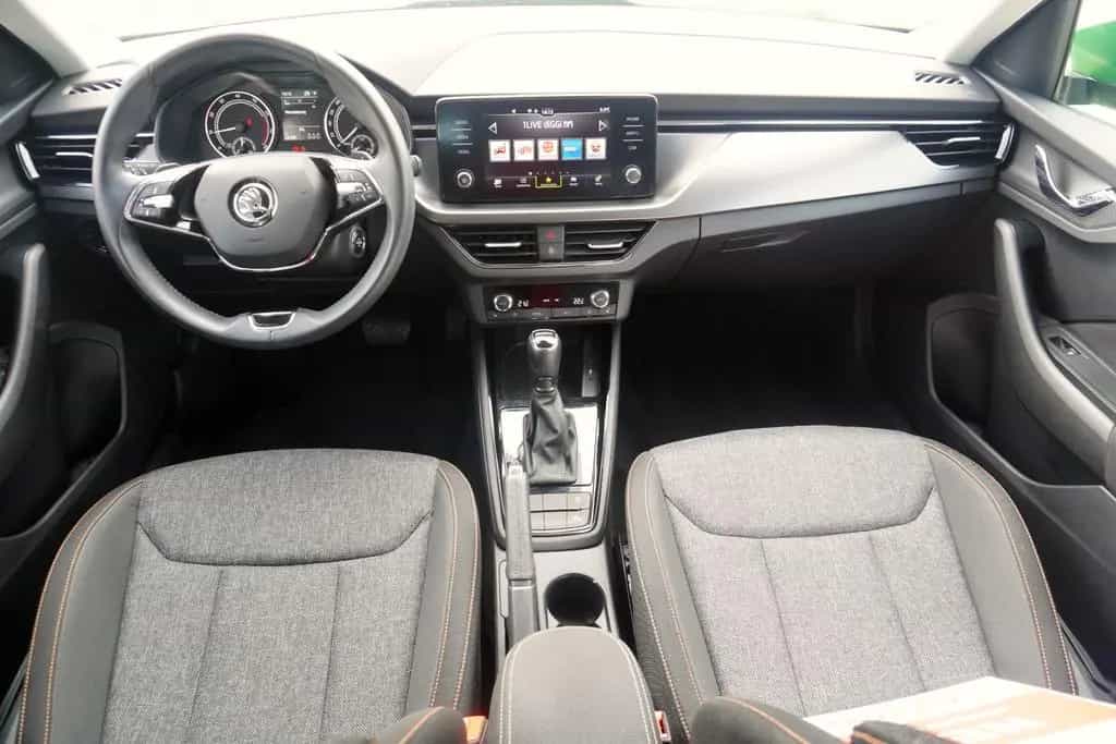 Skoda Kamiq 1.0 Clever LED SmartLink Sitzheizung 12/2021-photo-10