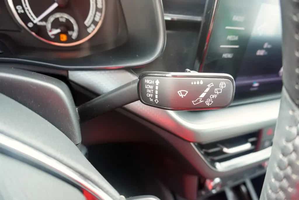 Skoda Kamiq 1.0 Clever LED SmartLink Sitzheizung 12/2021-photo-16