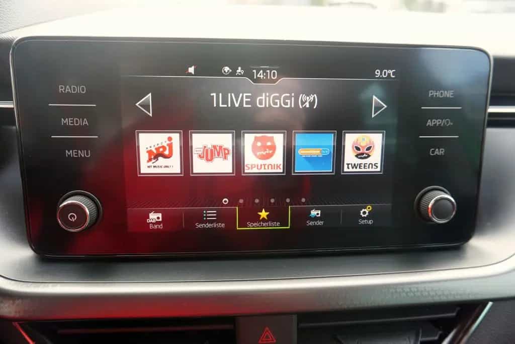 Skoda Kamiq 1.0 Clever LED SmartLink Sitzheizung 12/2021-photo-21
