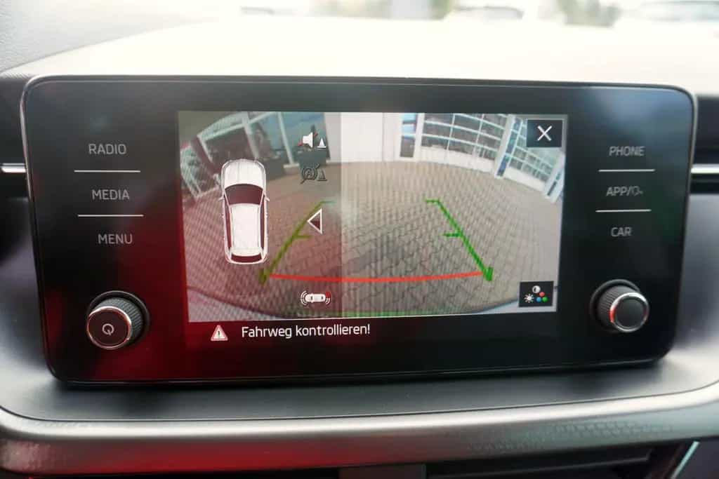 Skoda Kamiq 1.0 Clever LED SmartLink Sitzheizung 12/2021-photo-22