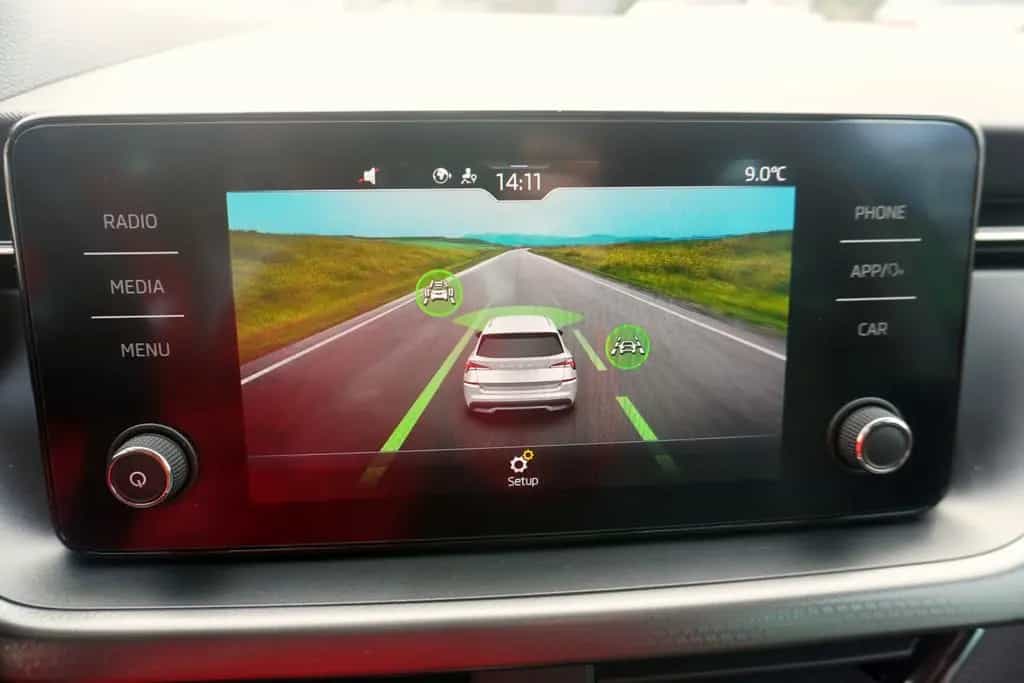 Skoda Kamiq 1.0 Clever LED SmartLink Sitzheizung 12/2021-photo-24