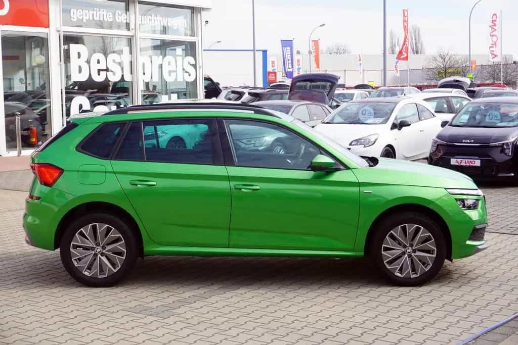 Skoda Kamiq 1.0 Clever LED SmartLink Sitzheizung 12/2021-photo-4