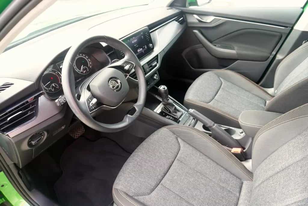 Skoda Kamiq 1.0 Clever LED SmartLink Sitzheizung 12/2021-photo-9