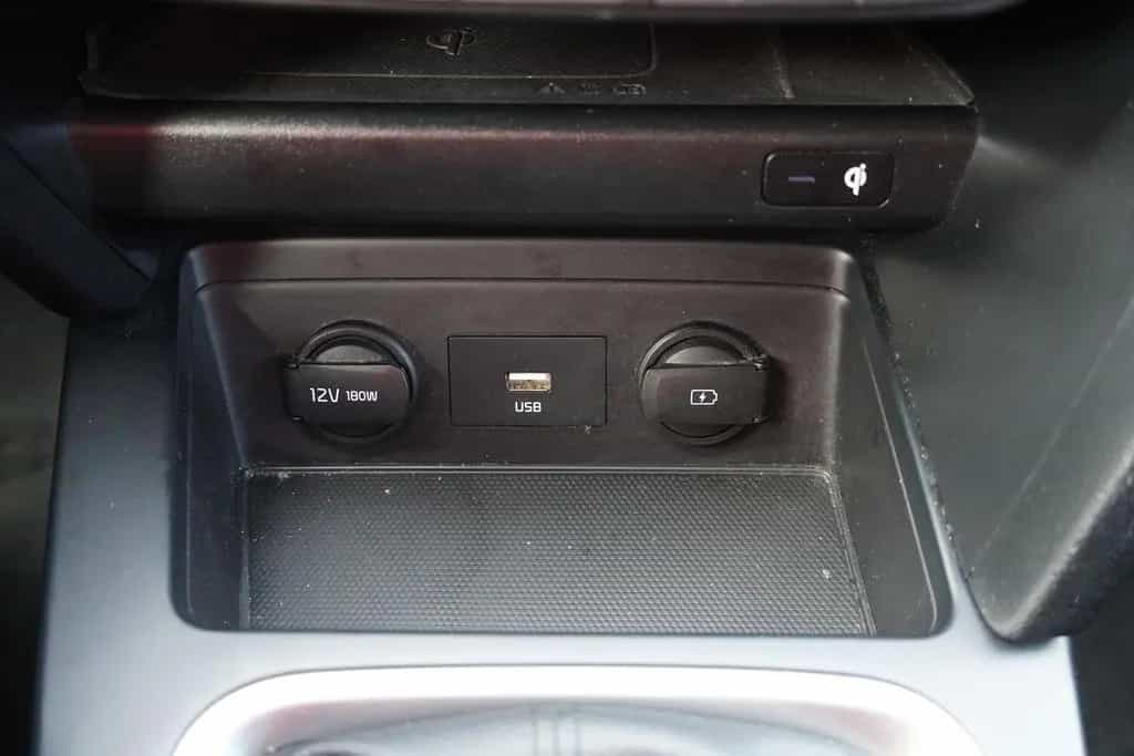 Kia Ceed SW 1.4 T-GDI Klimaaut. LED Navi Sitzheizung 05/2020-photo-16