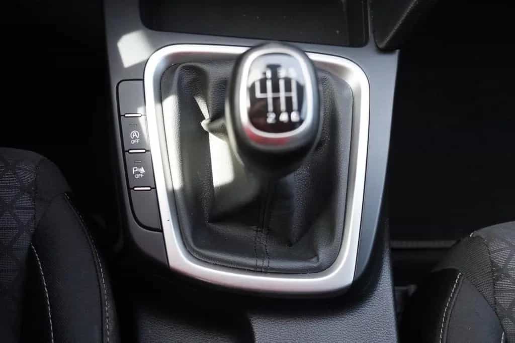 Kia Ceed SW 1.4 T-GDI Klimaaut. LED Navi Sitzheizung 05/2020-photo-17