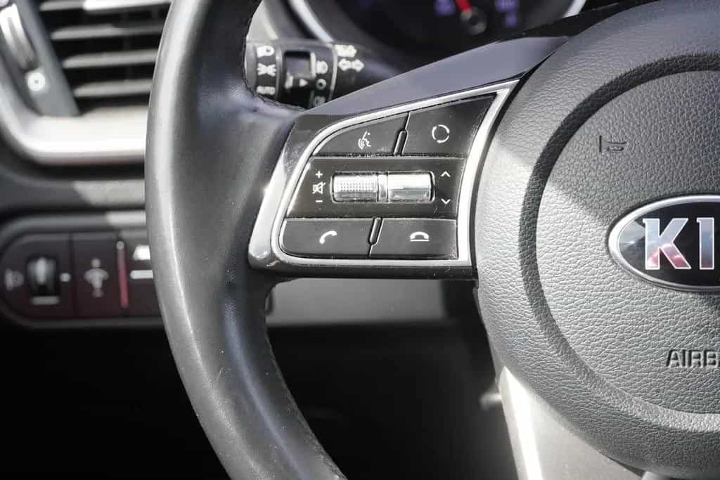 Kia Ceed SW 1.4 T-GDI Klimaaut. LED Navi Sitzheizung 05/2020-photo-20