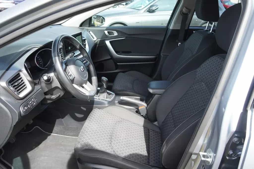 Kia Ceed SW 1.4 T-GDI Klimaaut. LED Navi Sitzheizung 05/2020-photo-27