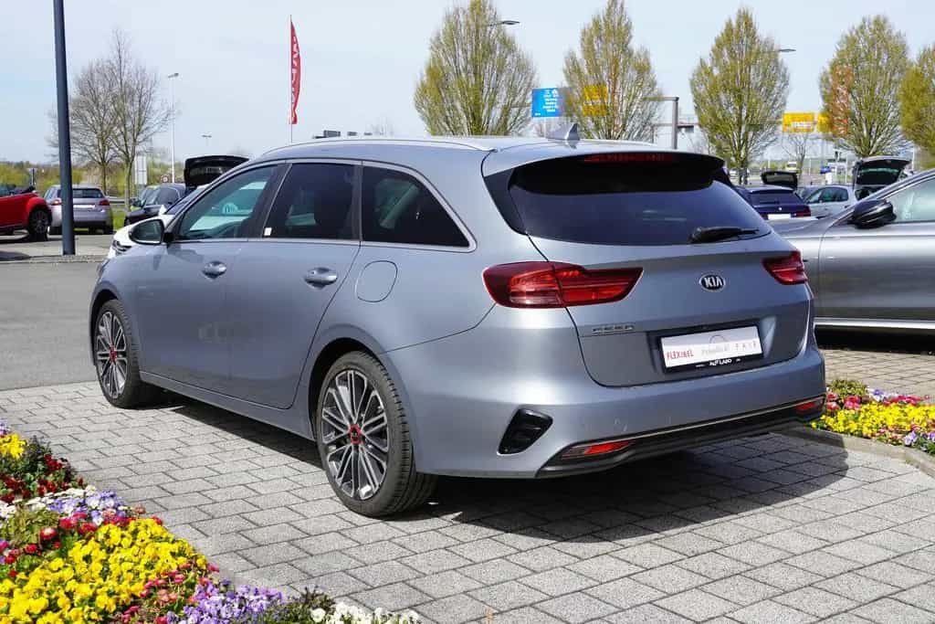 Kia Ceed SW 1.4 T-GDI Klimaaut. LED Navi Sitzheizung 05/2020-photo-6