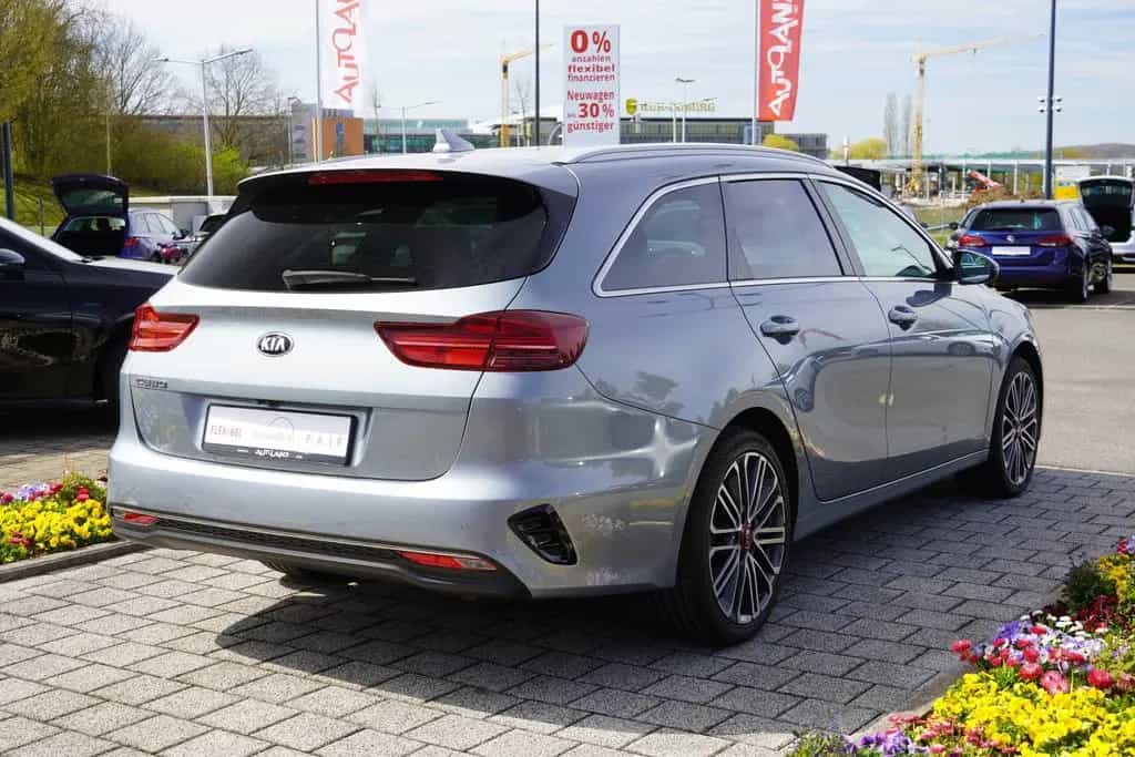 Kia Ceed SW 1.4 T-GDI Klimaaut. LED Navi Sitzheizung 05/2020-photo-8