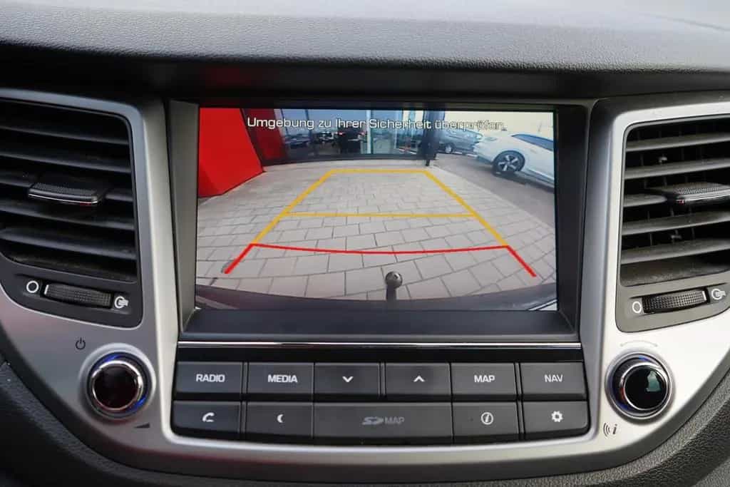 Hyundai TUCSON 1.6 blue Classic 2WD Kamera Tempomat Navi 09/2016-photo-11