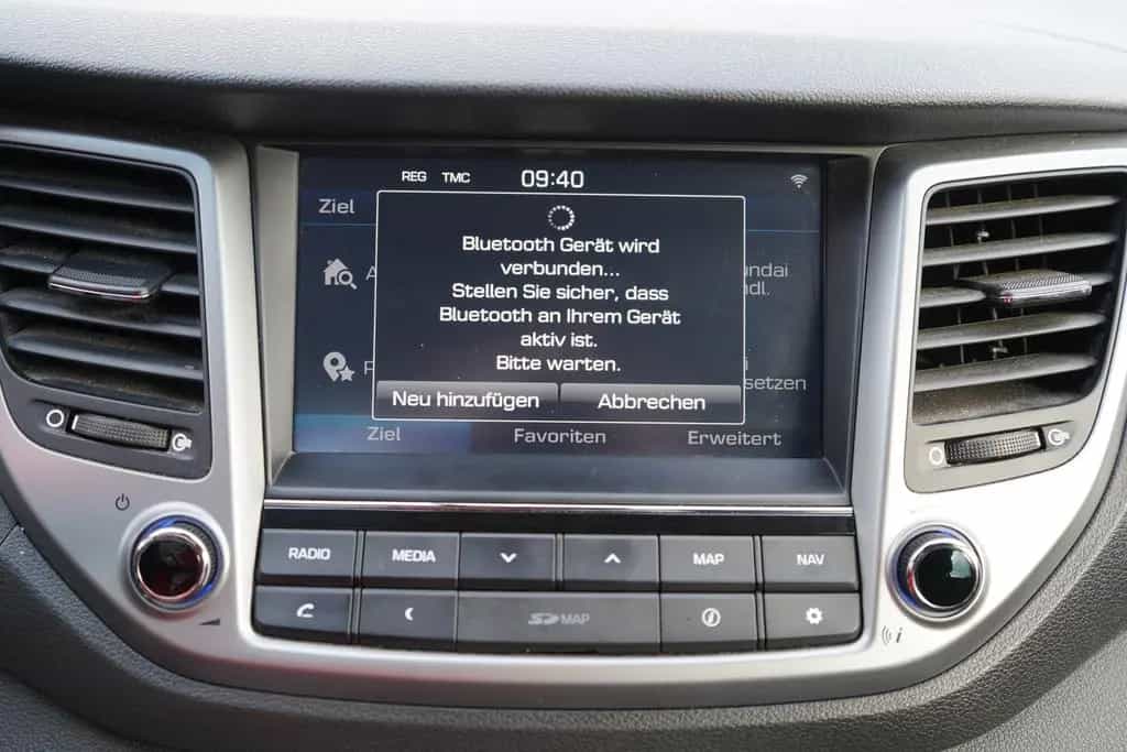 Hyundai TUCSON 1.6 blue Classic 2WD Kamera Tempomat Navi 09/2016-photo-14