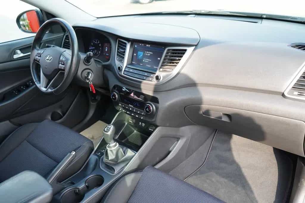 Hyundai TUCSON 1.6 blue Classic 2WD Kamera Tempomat Navi 09/2016-photo-28