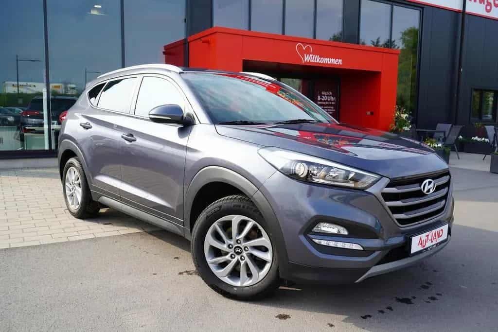 Hyundai TUCSON 1.6 blue Classic 2WD Kamera Tempomat Navi 09/2016-photo-5