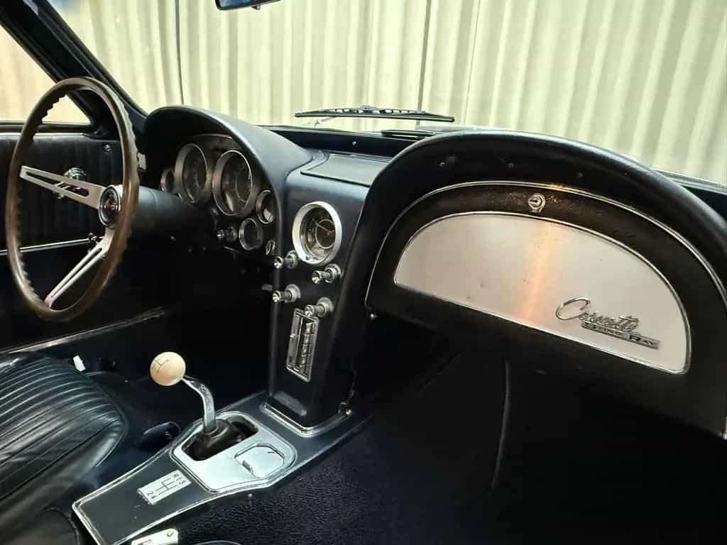 Corvette C2 Chevrolet EU REGISTERED / Coupé / 327 Cu V8 / 07/1964-photo-10