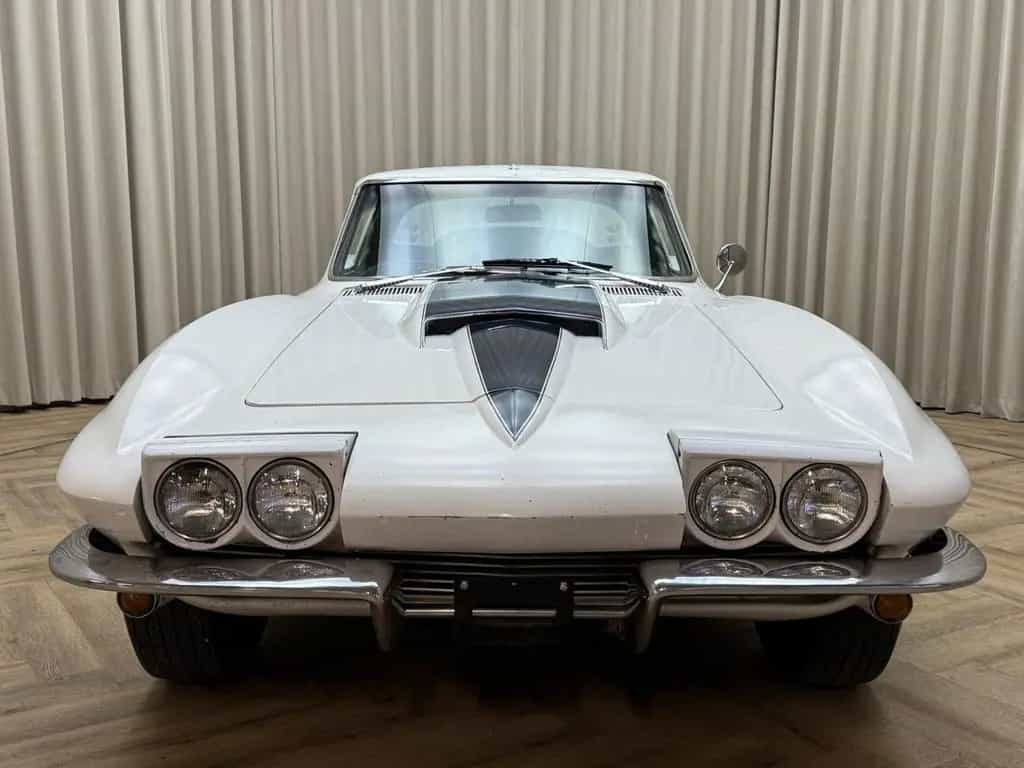 Corvette C2 Chevrolet EU REGISTERED / Coupé / 327 Cu V8 / 07/1964-photo-14