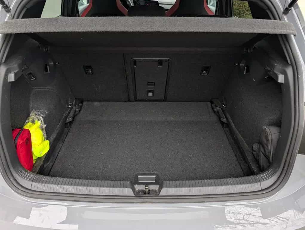 Volkswagen Golf 8 GTI, DSG, Werksgarantie, AHK 11/2022-photo-5